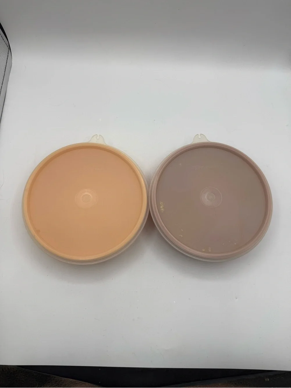 Tupperware Bowls (Set of 2) Containers #1405 Harvest w/Lids
